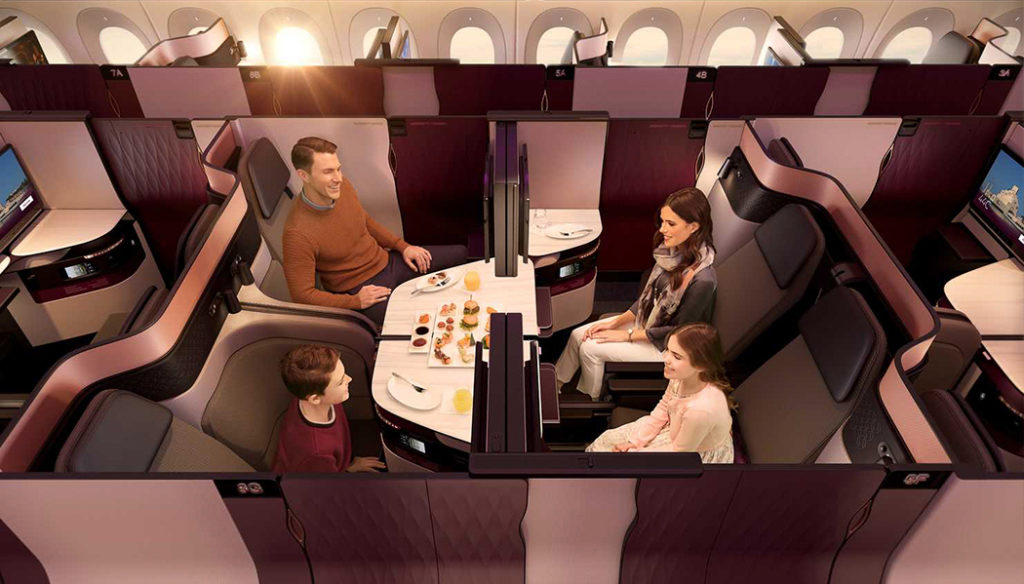 Como é voar na Qsuite da Qatar Airways no Airbus A350 1000